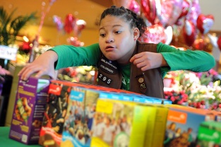 Girl Scout Tops Cookie Sales Despite Rare Condition